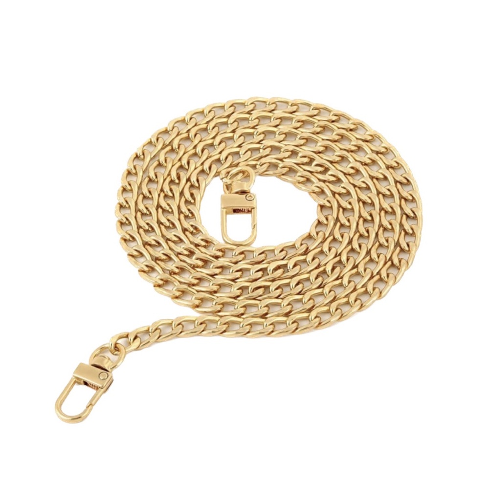 47” Chain Strap in color Gold
